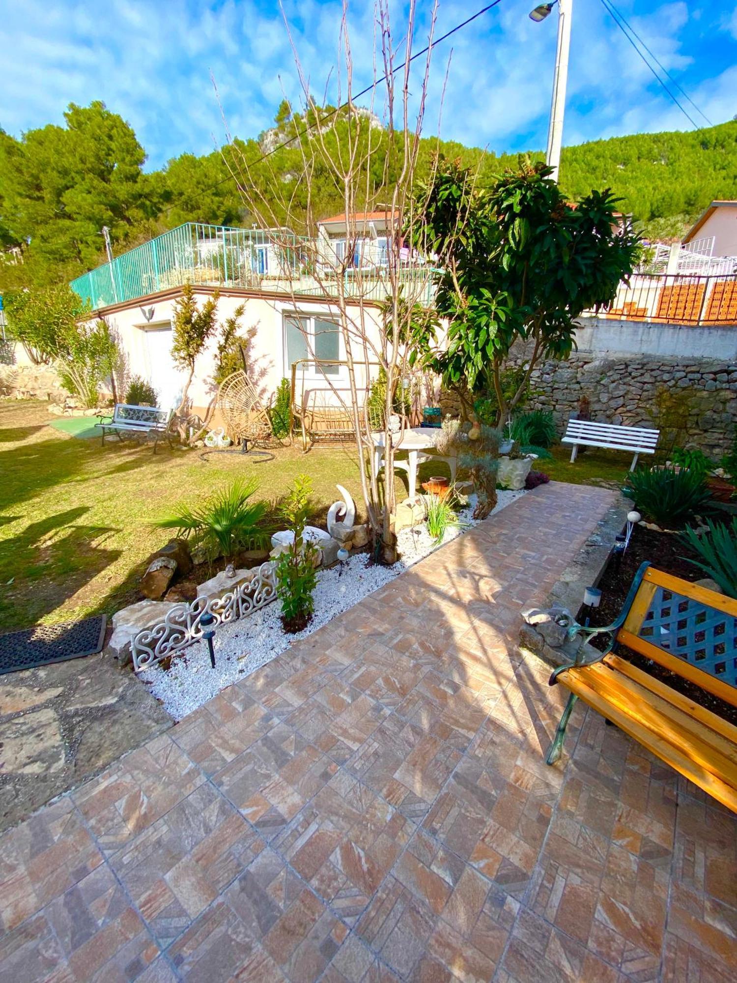 Guesthouse Erceg Skradin Extérieur photo
